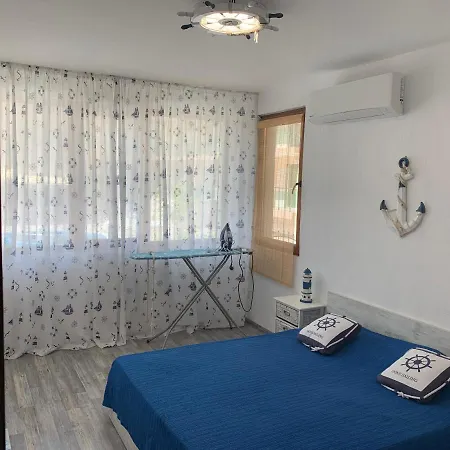 Oasis By The Sea Апартаменты